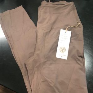 Year of Ours Leggings